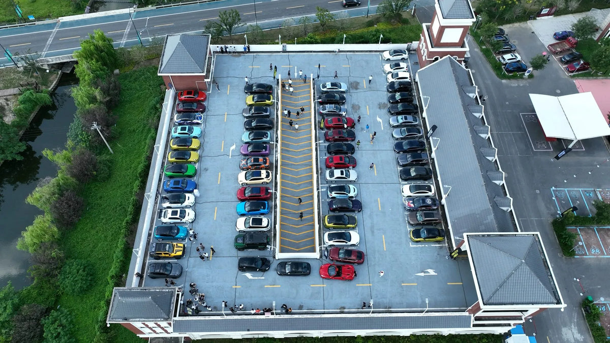 MAKSTTON at Car Trunk Market, China, 2022