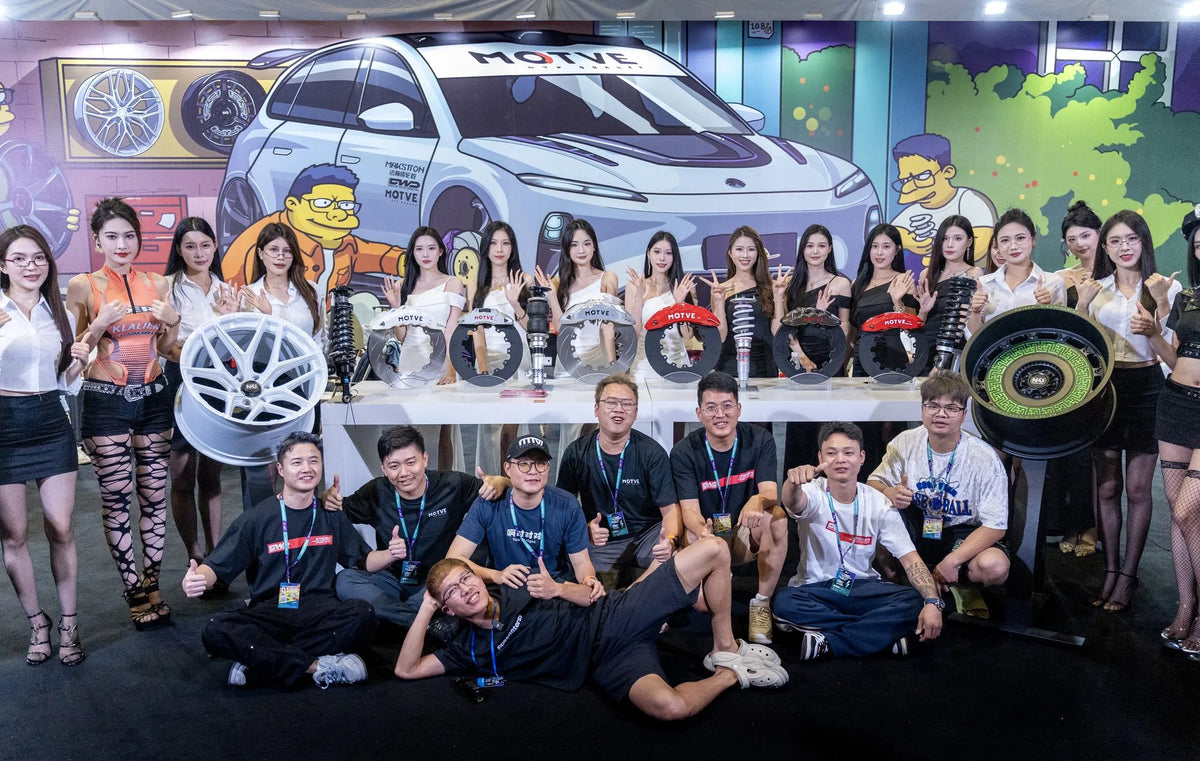 MAKSTTON team and partners gathered at the exhibition stand with wheels on display — All In Tuning Show, Guangdong, China, 2024