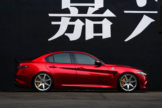 ALFA ROMEO GIULIA-001-FG MR7