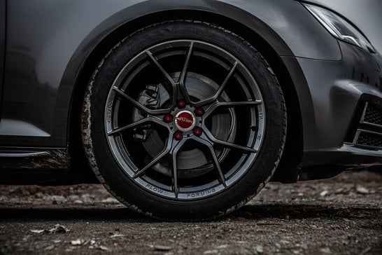 AUDI A4-001-FF 101
