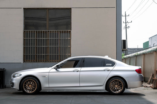 BMW 525-001-MST CK70
