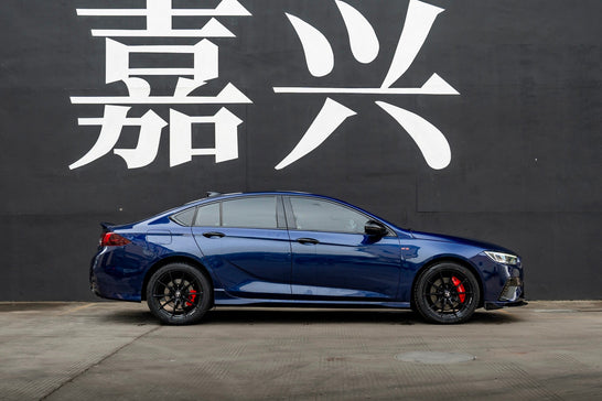 BUICK REGAL GS-001-FF 011