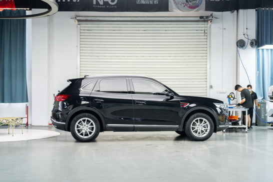 HONGQI HS5-001-FG FR9
