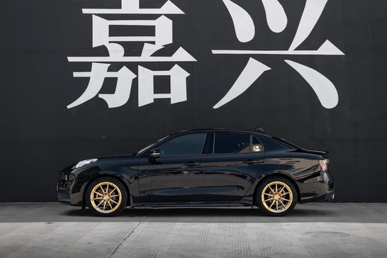 LYNK&CO 03-001-FG 011M