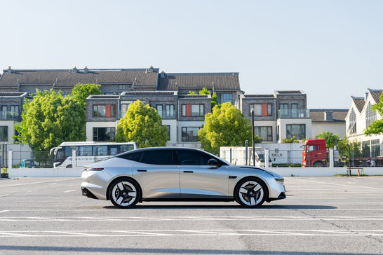 LYNK&CO Z10-001-FG BO04