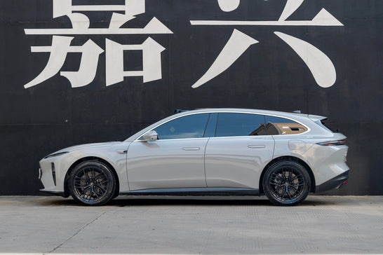 NIO ET5T-001-FF FK08