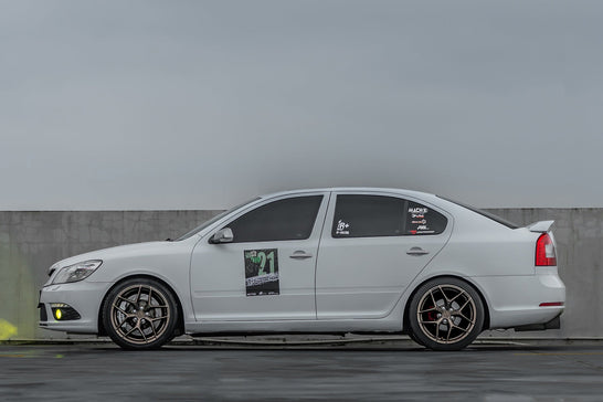 SKODA OCTAVIA RS-001-FF FK07