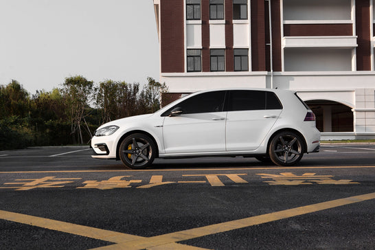 VOLKSWAGEN GOLF 7.5TH GEN-001-MST 716