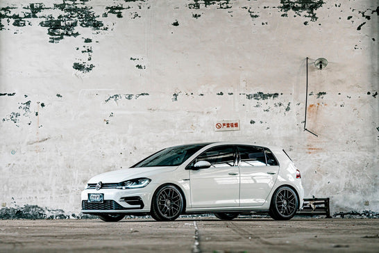 VOLKSWAGEN GOLF 7.5TH GEN-001-MST CK70