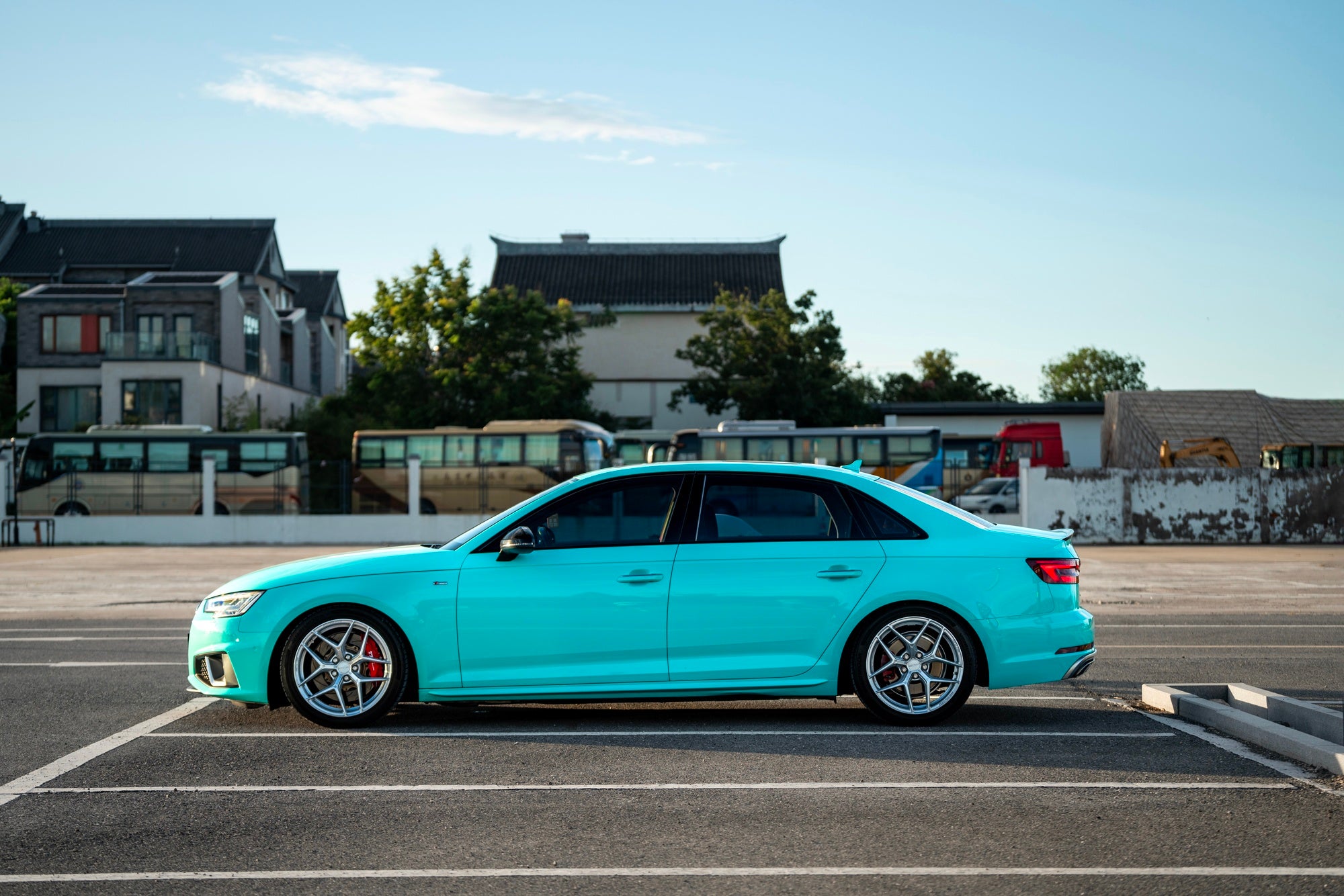 AUDI A4L-001-FF FK07