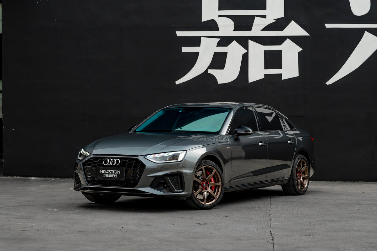AUDI A4L-002-FF MR7