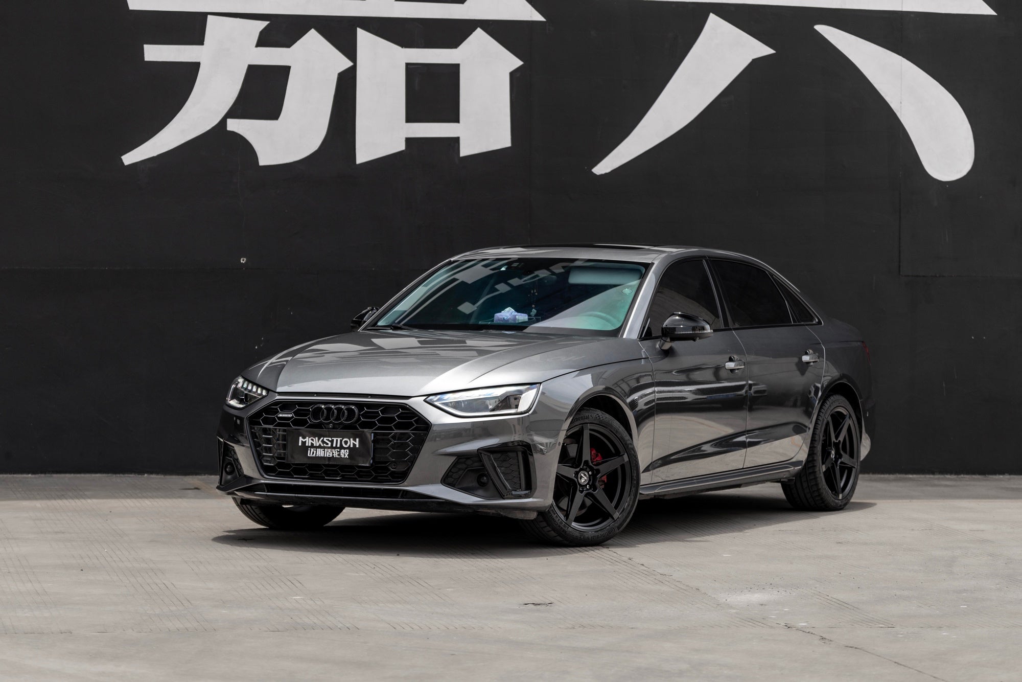 AUDI A4L-002-MST 716