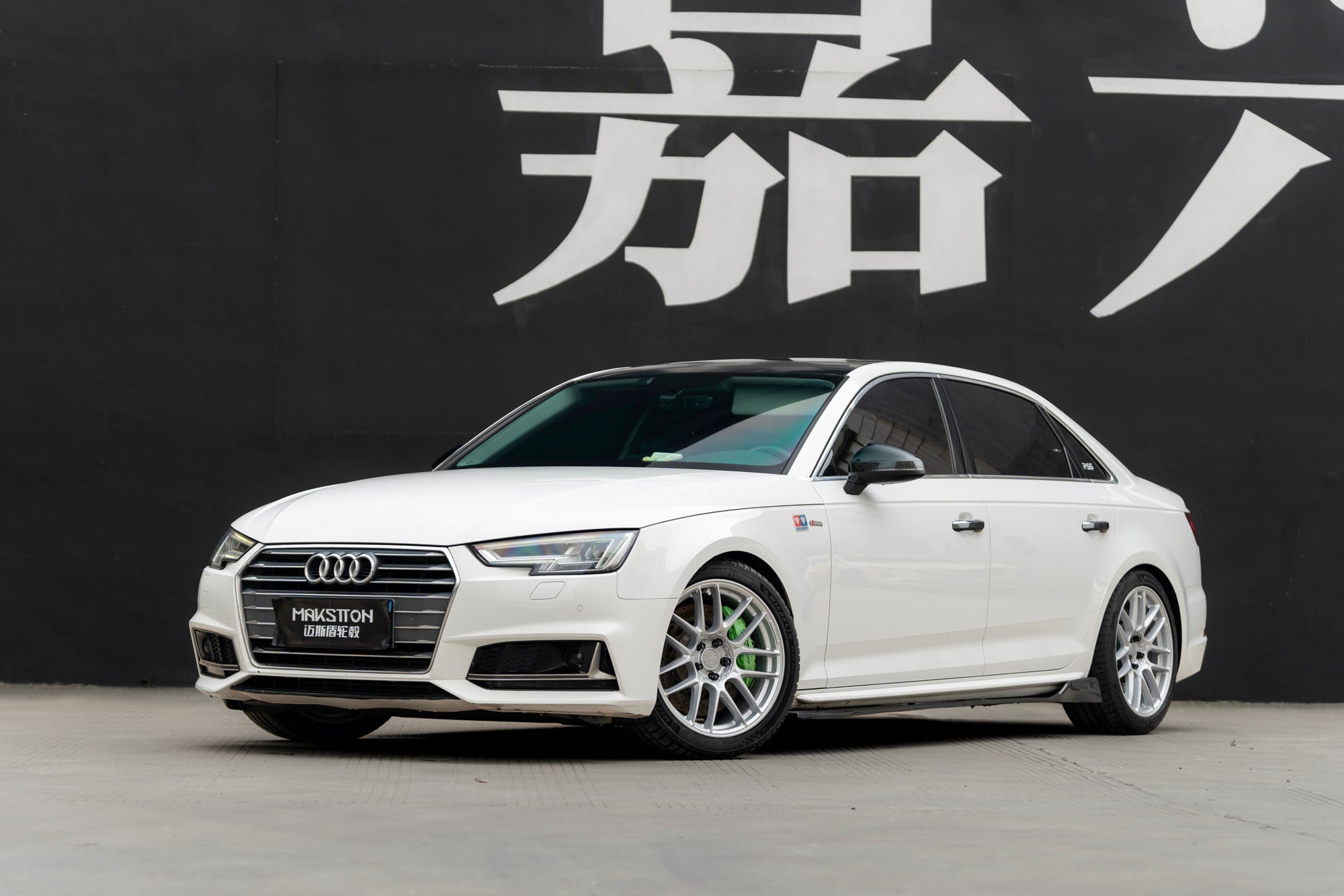 AUDI A4L-002-MST CK70