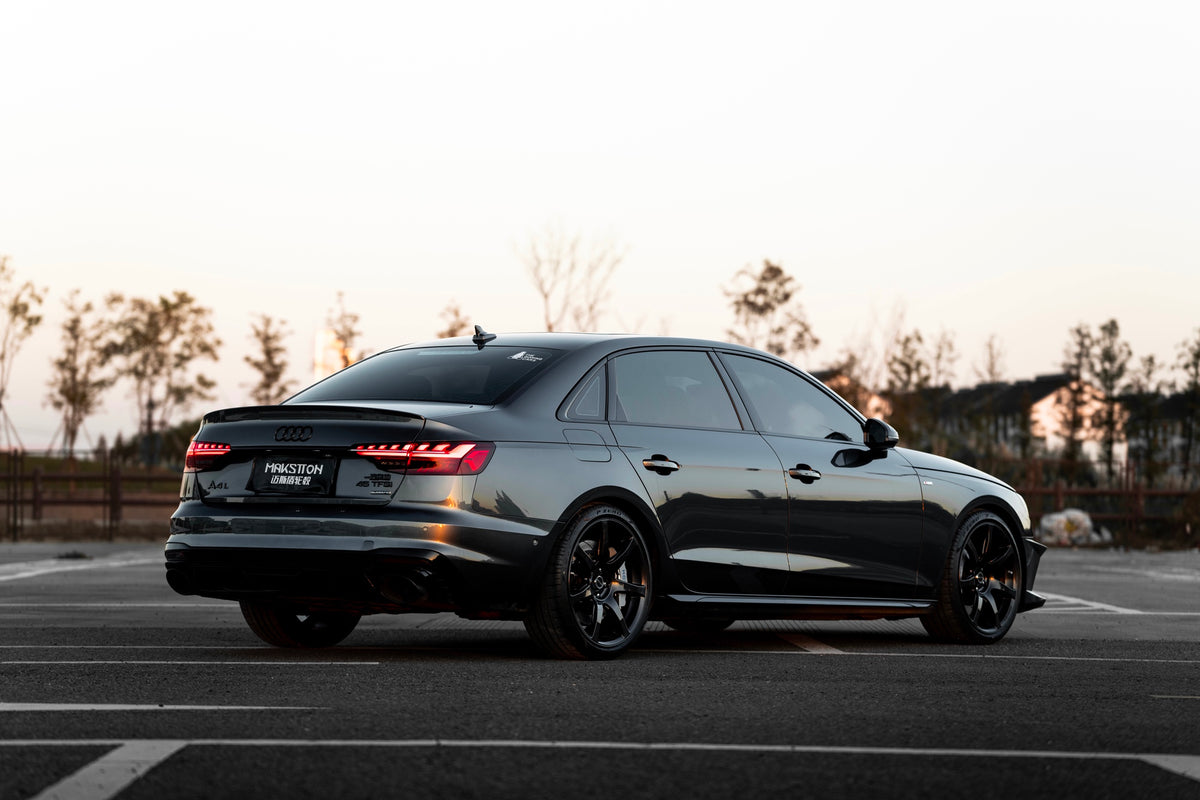 AUDI A4L-003-FF MR7
