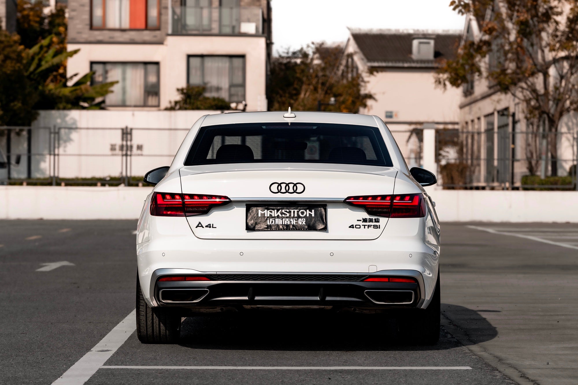 AUDI A4L-003-FF MR7