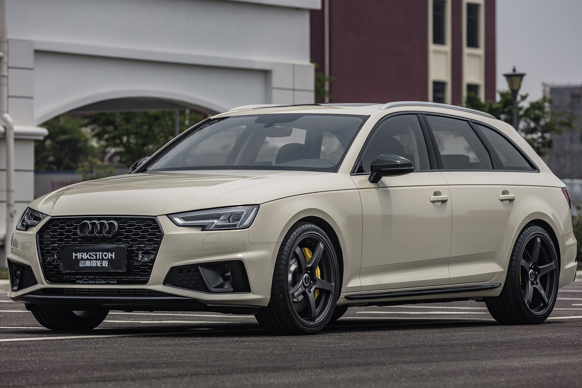 AUDI A4 AVANT-004-FF 006GT