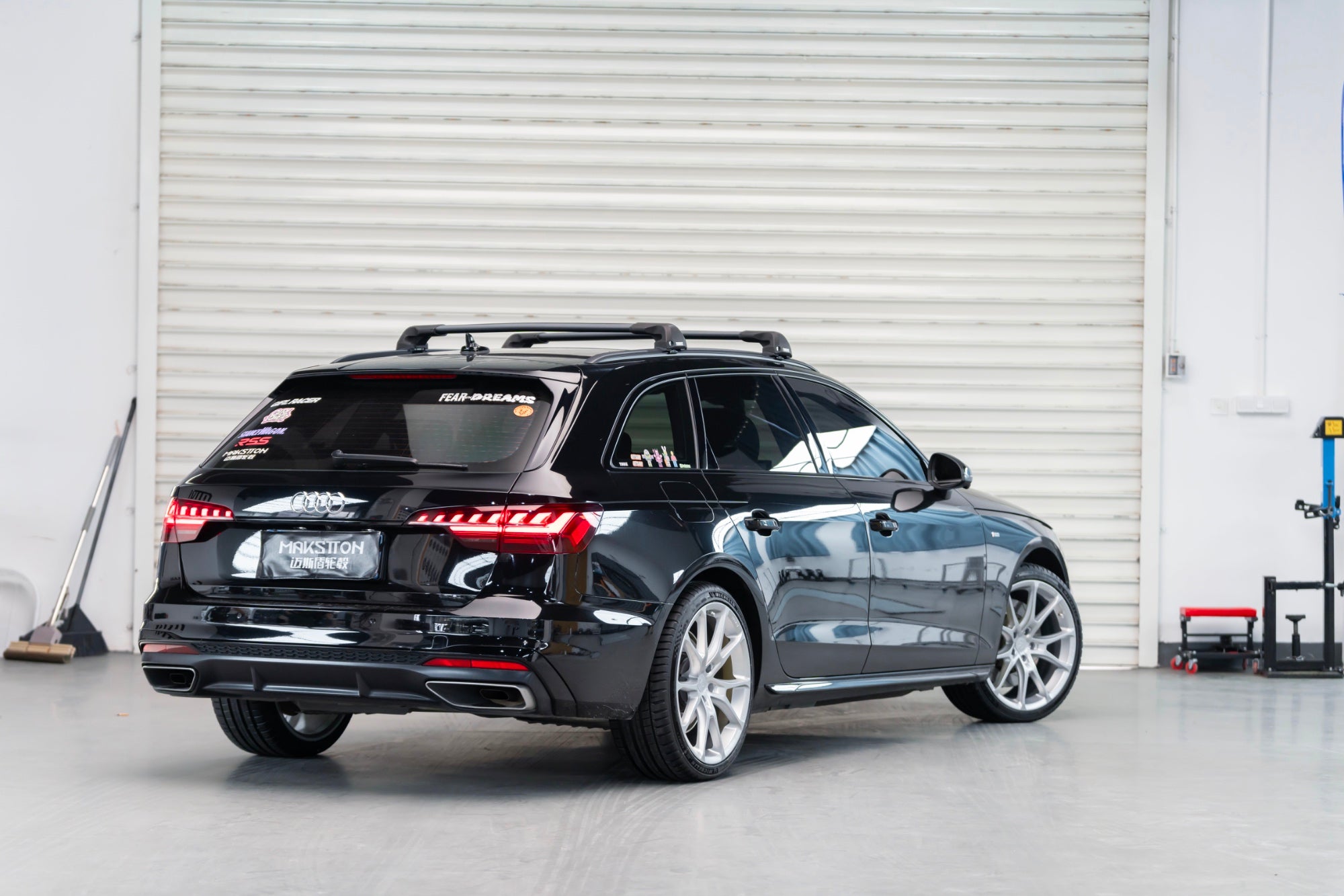 AUDI A4 AVANT-007-FG FR9