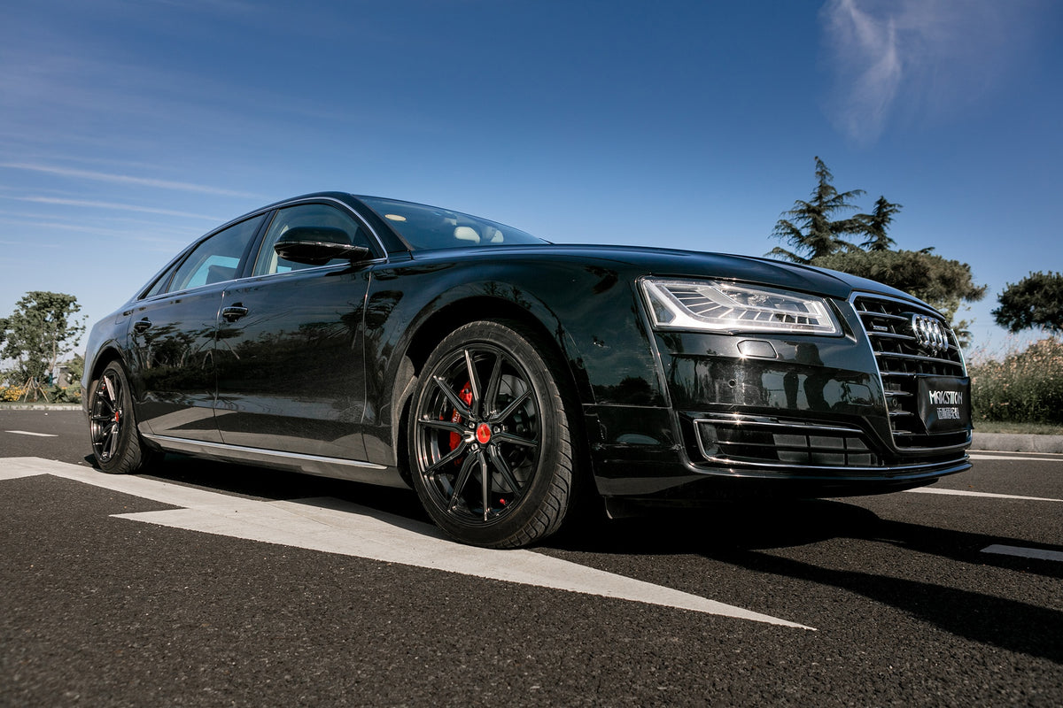 AUDI A8-003-MST 703