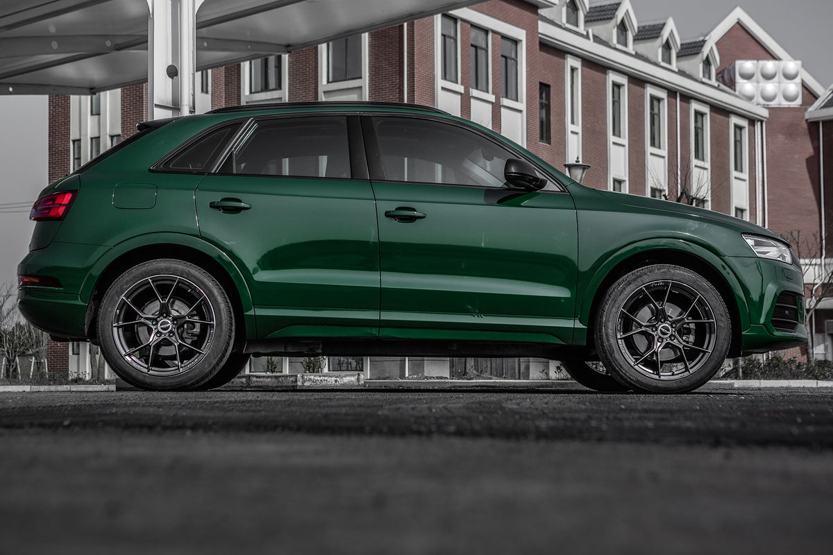 AUDI Q3-001-FF 101