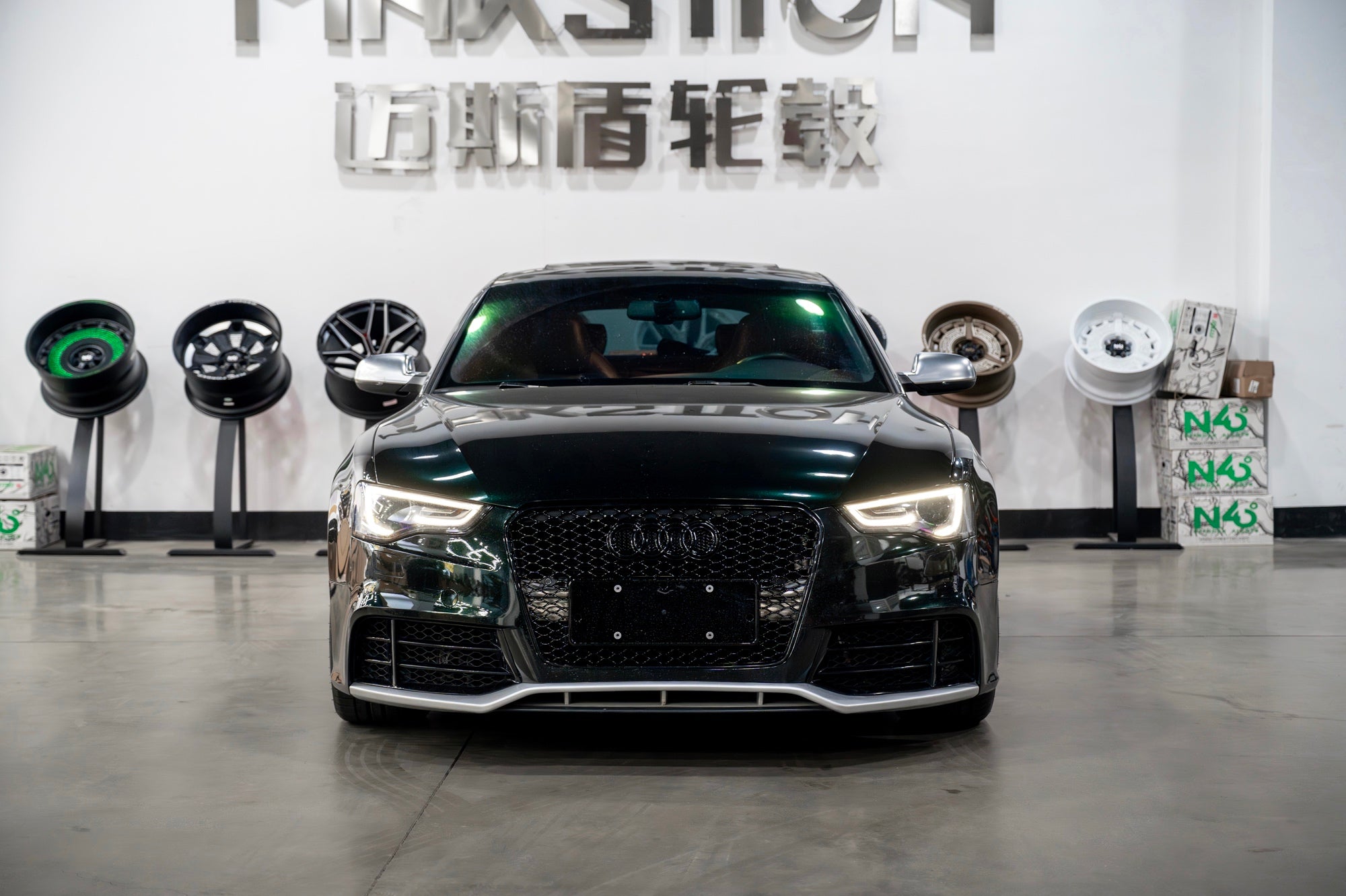 AUDI S5-004-MST 715
