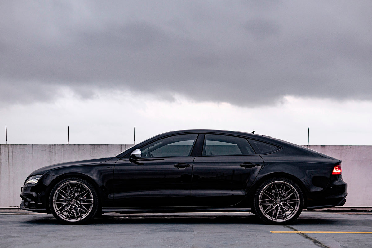 AUDI S7-001-FG 715