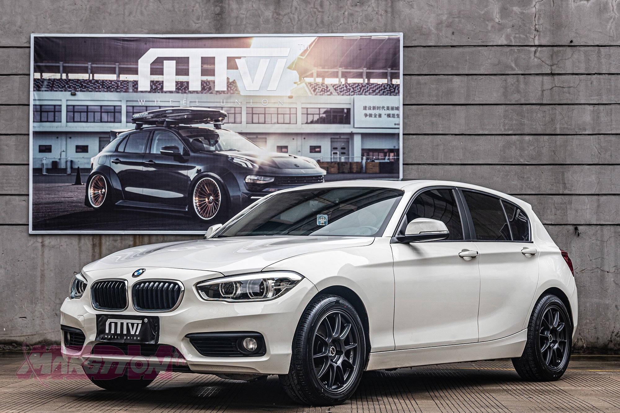 BMW 1 SERIES-002-FF 007