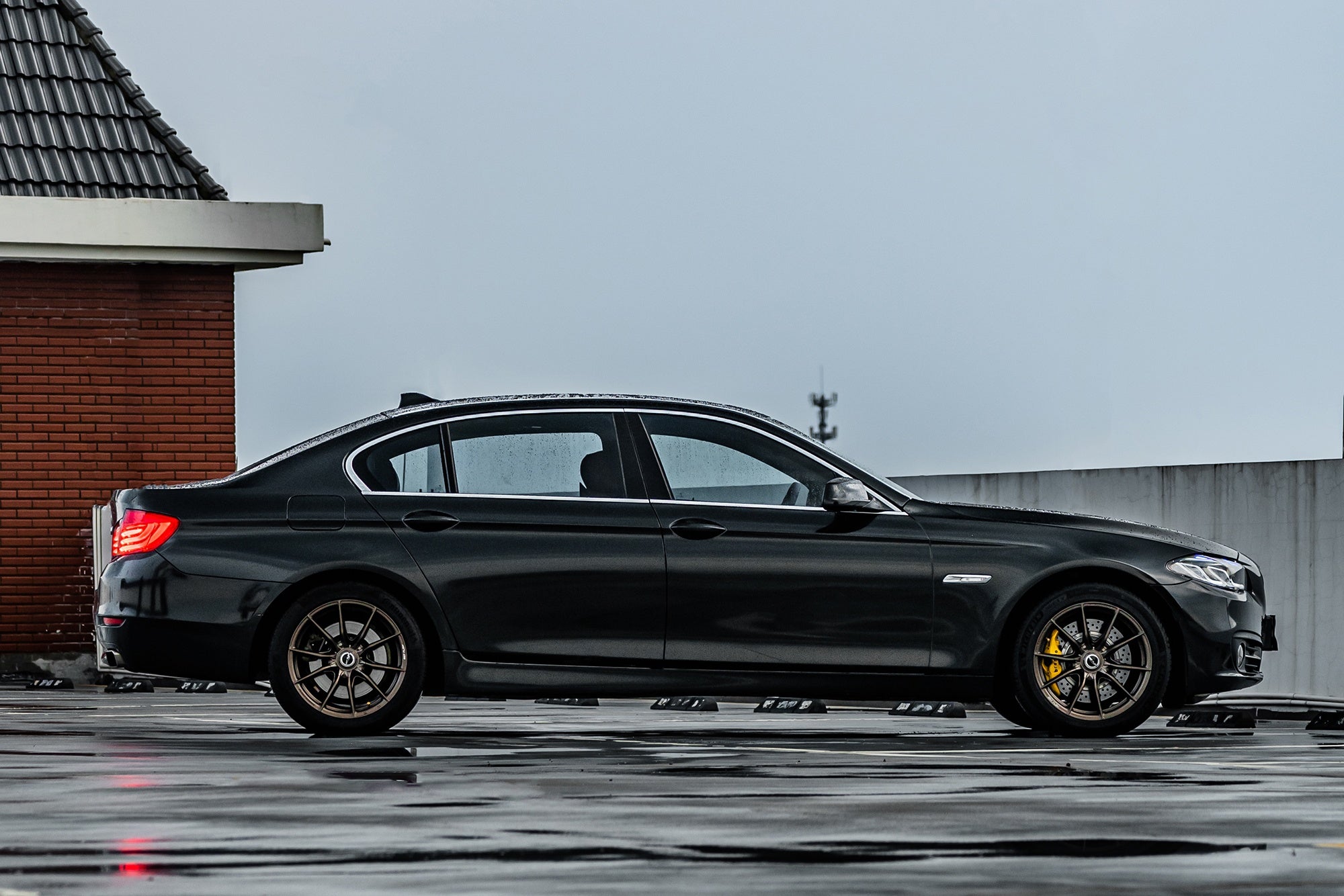 BMW 5-SERIES-002-FF 011