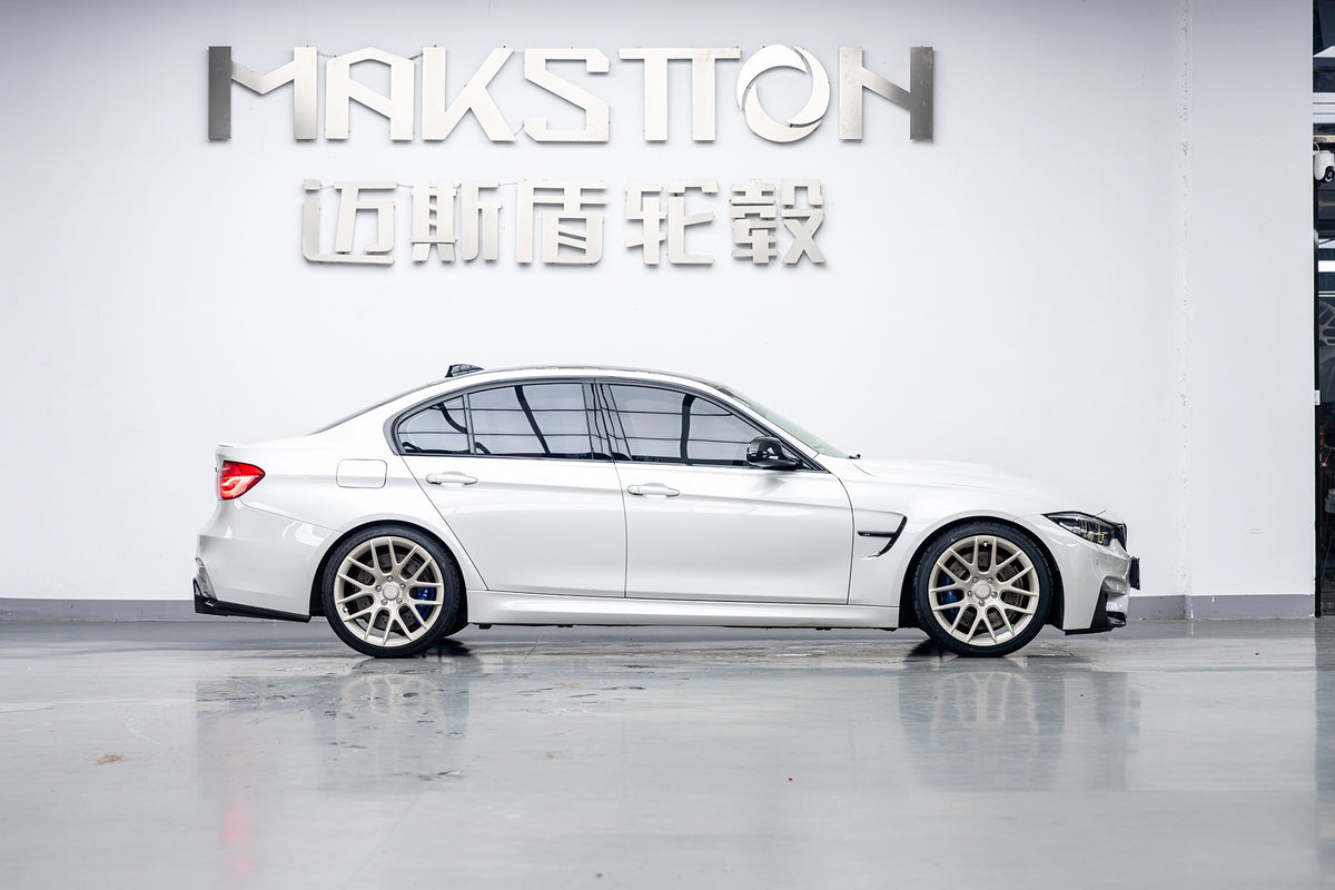 BMW M3-001-FG RE07