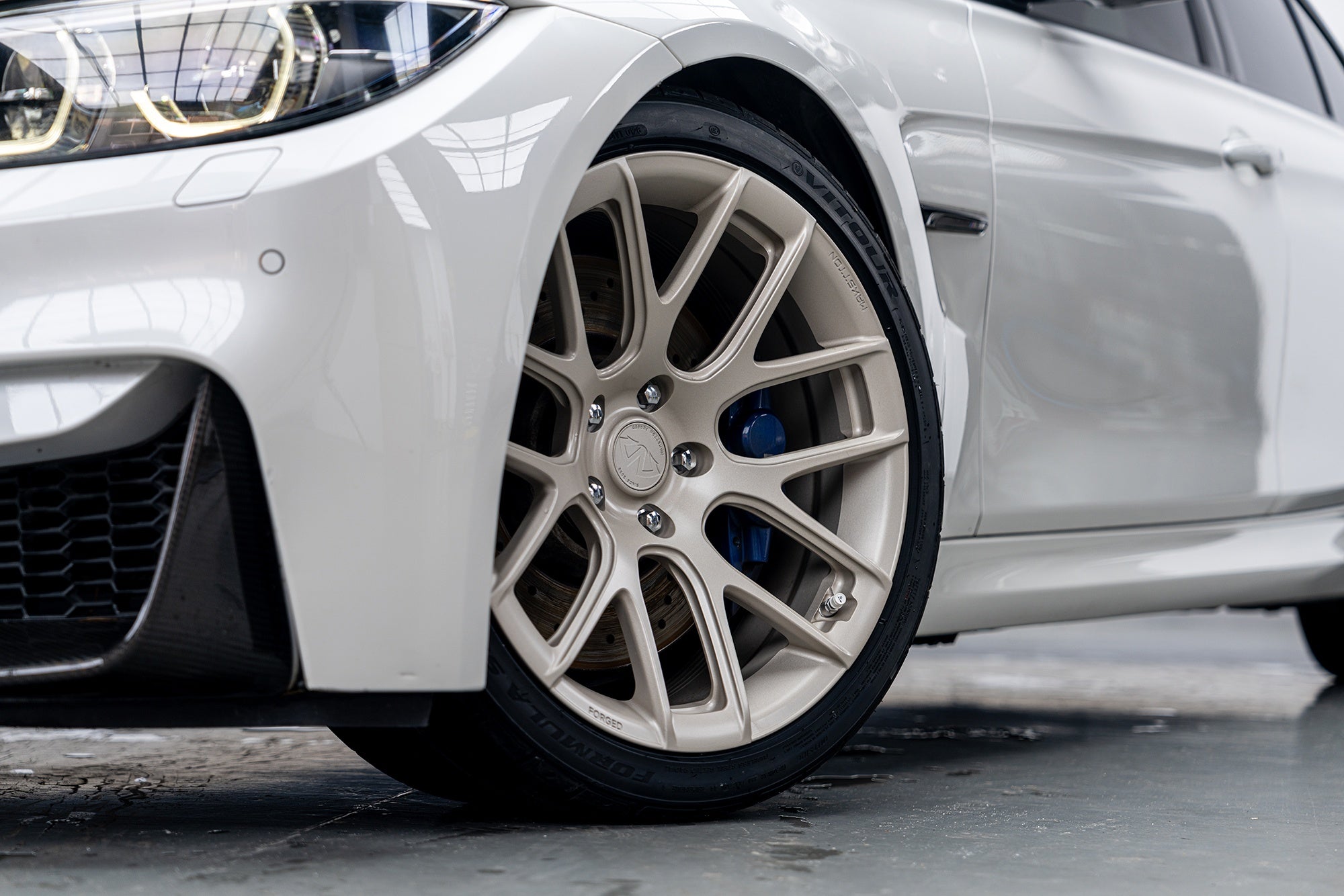 BMW M3-003-FG RE07