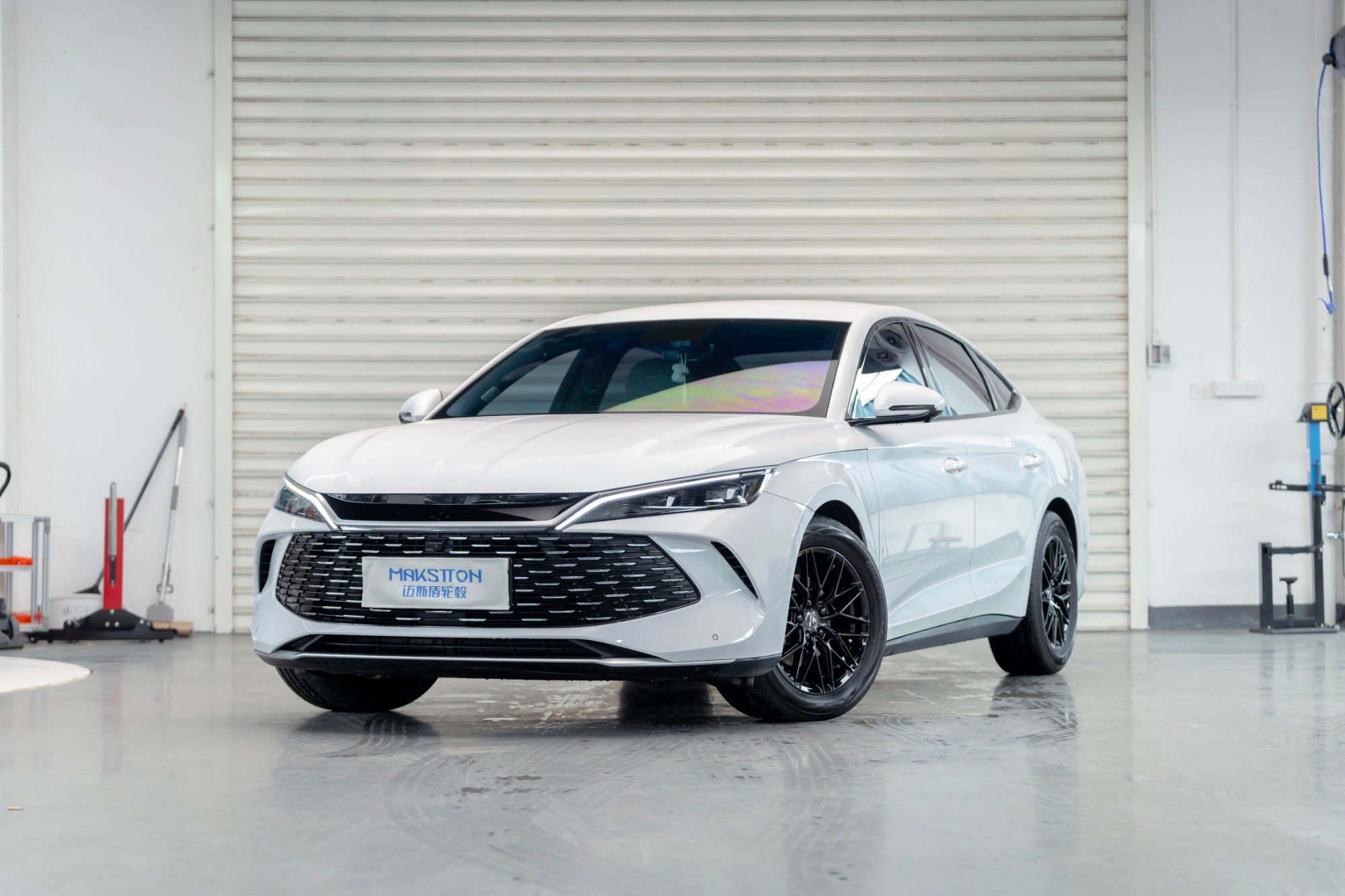 BYD QIN L-004-MST 715