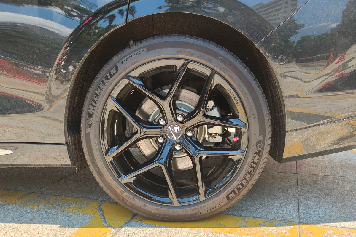 BAOJUN XIANGJING PHEV-002-FG FK07RL