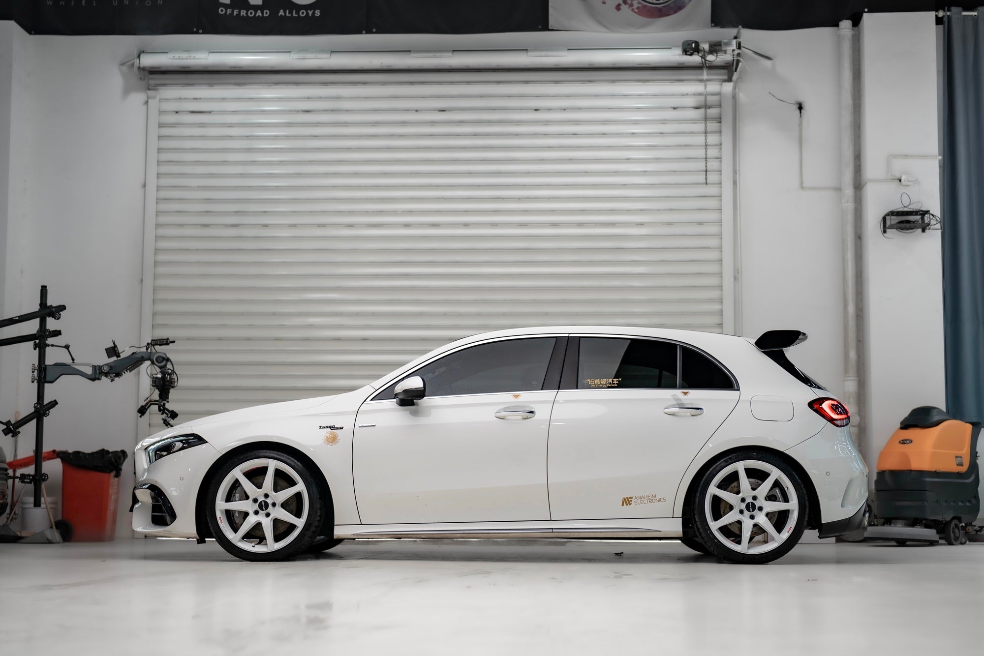 BENZ A45 AMG-001-FG MR7 MONO