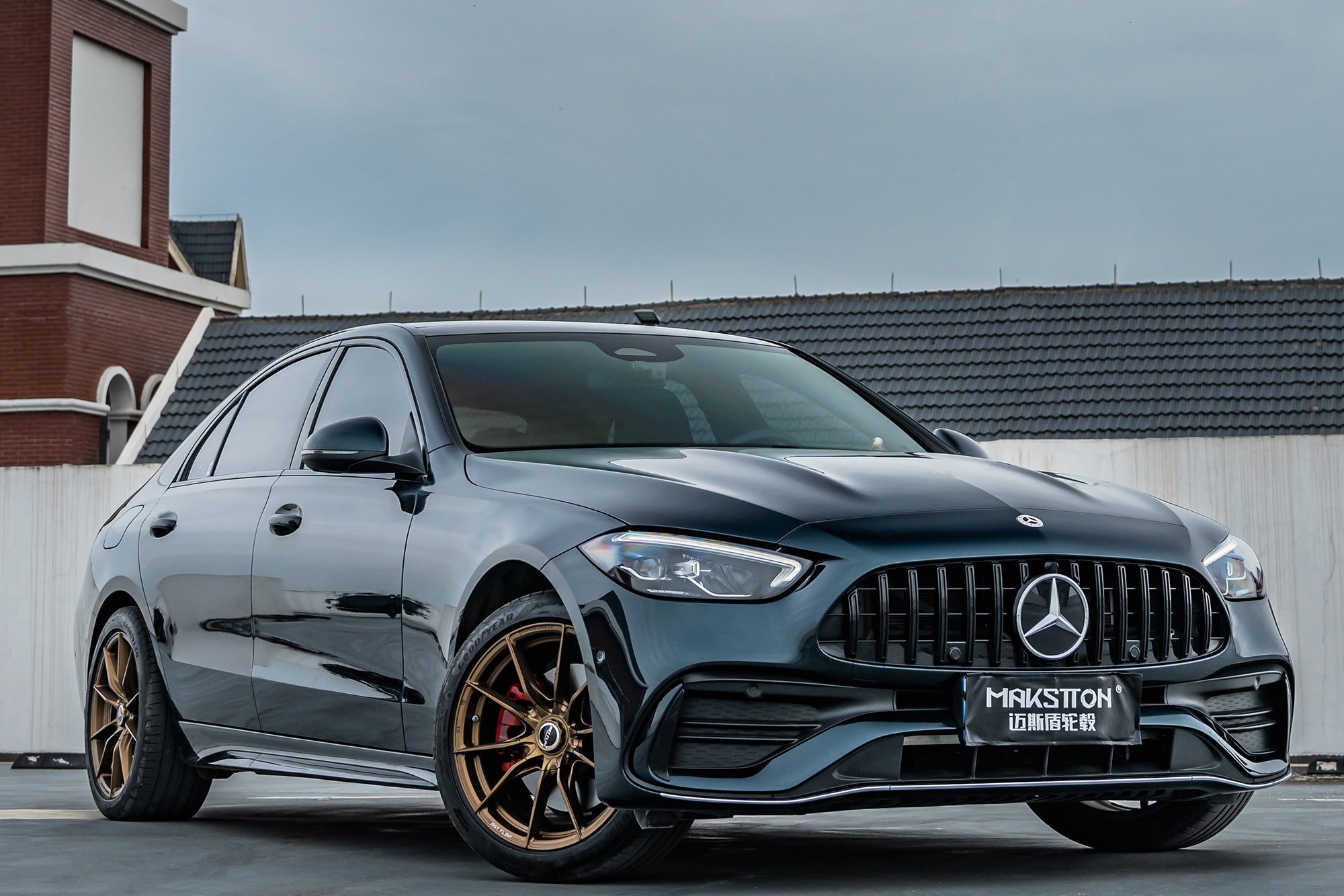 BENZ C260L-004-FF 011