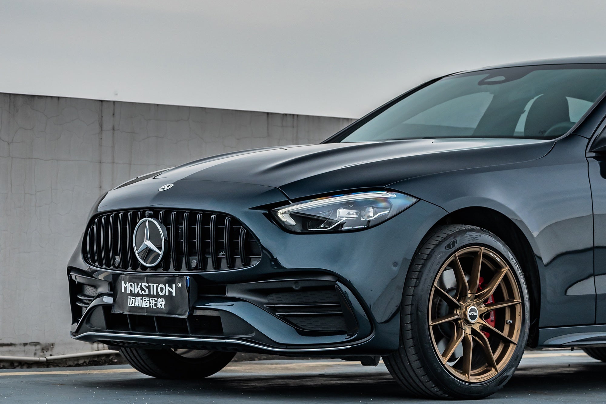 BENZ C260L-005-FF 011