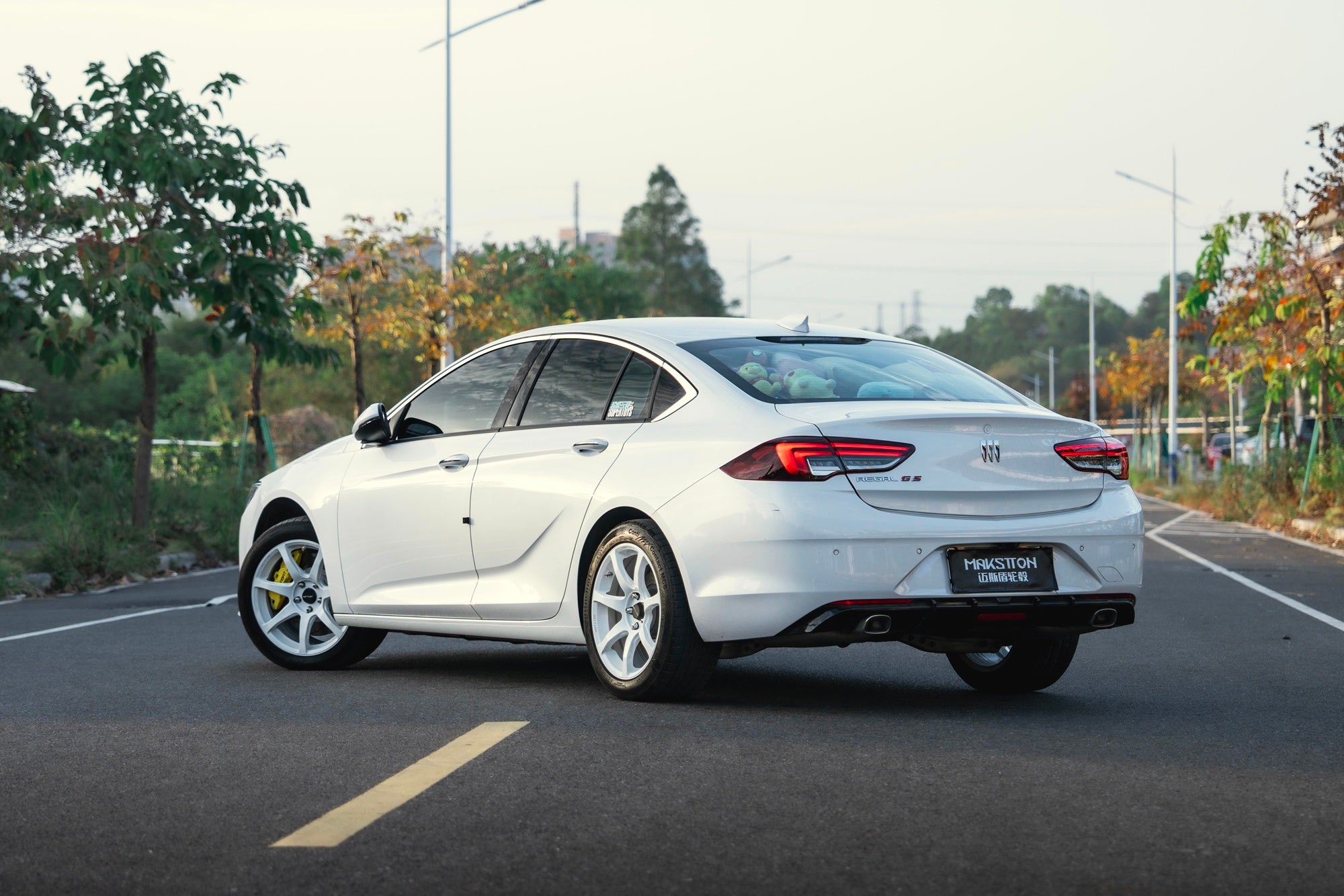 BUICK REGAL GS-003-FF MR7