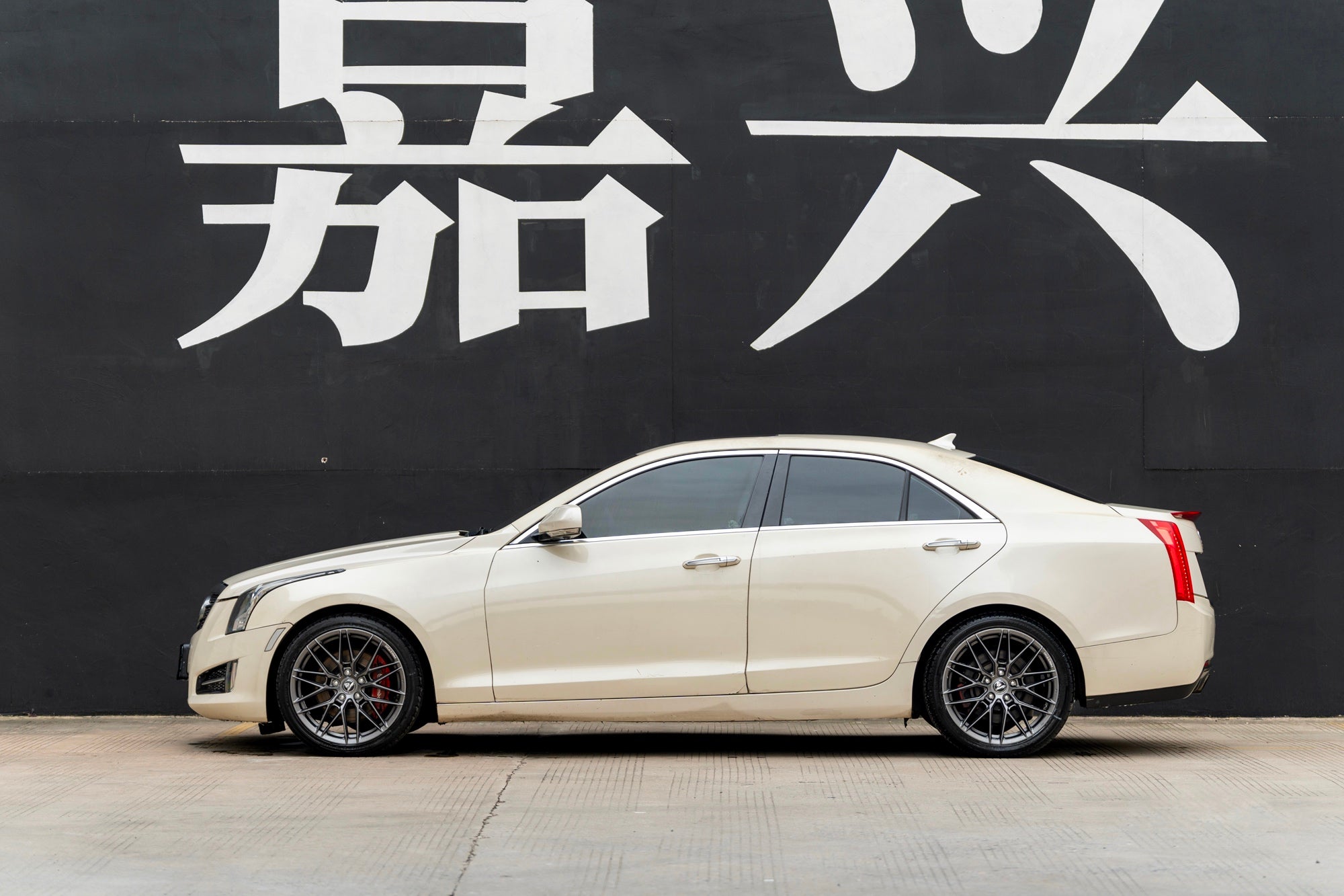 CADILLAC ATS-001-MST 715