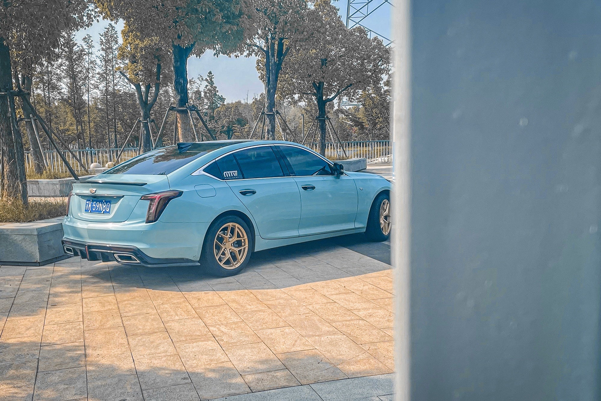 CADILLAC CT5-002-FF FK07