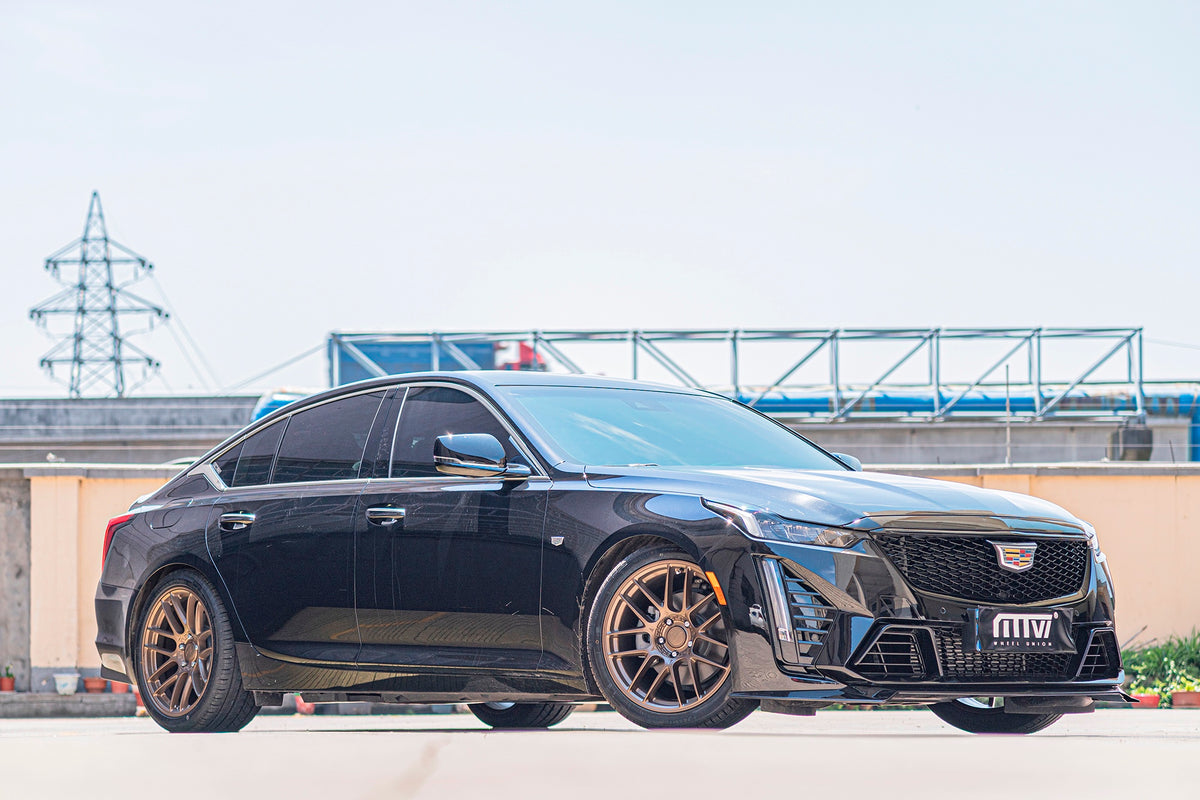CADILLAC CT5-002-MST CK70