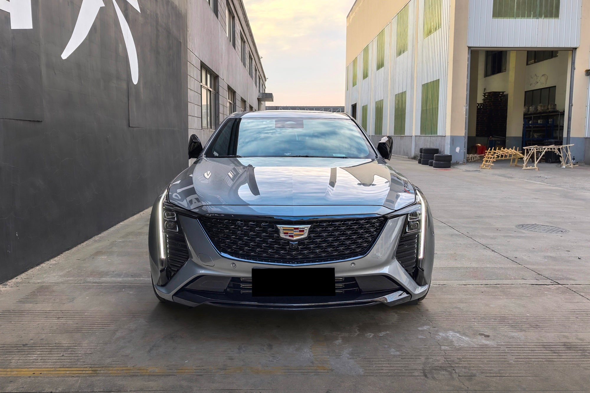 CADILLAC CT5-004-FF FK07