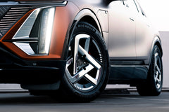 CADILLAC LYRIQ-002-FG GS17