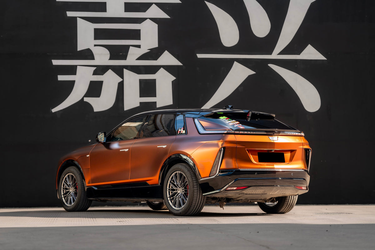 CADILLAC LYRIQ-003-FG 715 PLUS+