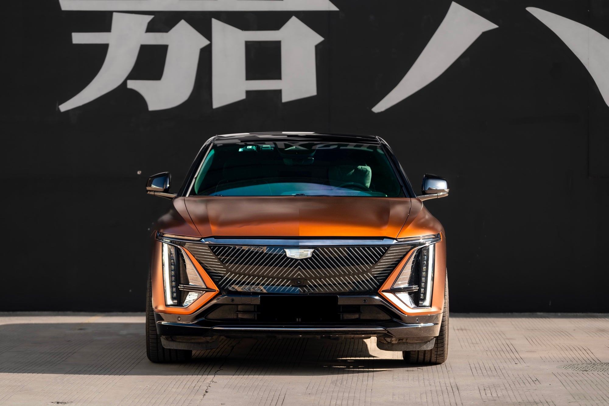 CADILLAC LYRIQ-004-FG 715 PLUS+