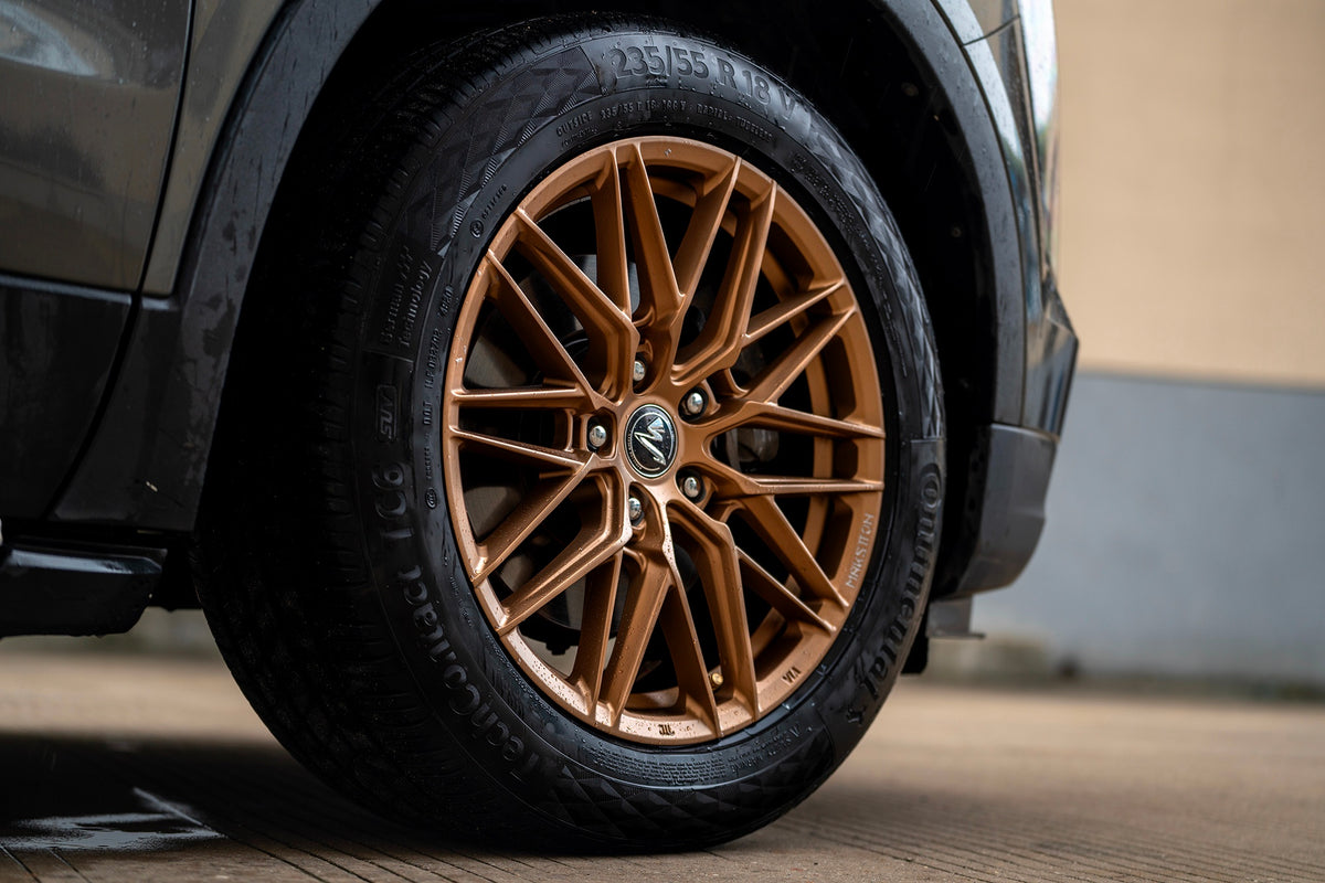 CADILLAC XT4-006-MST 715