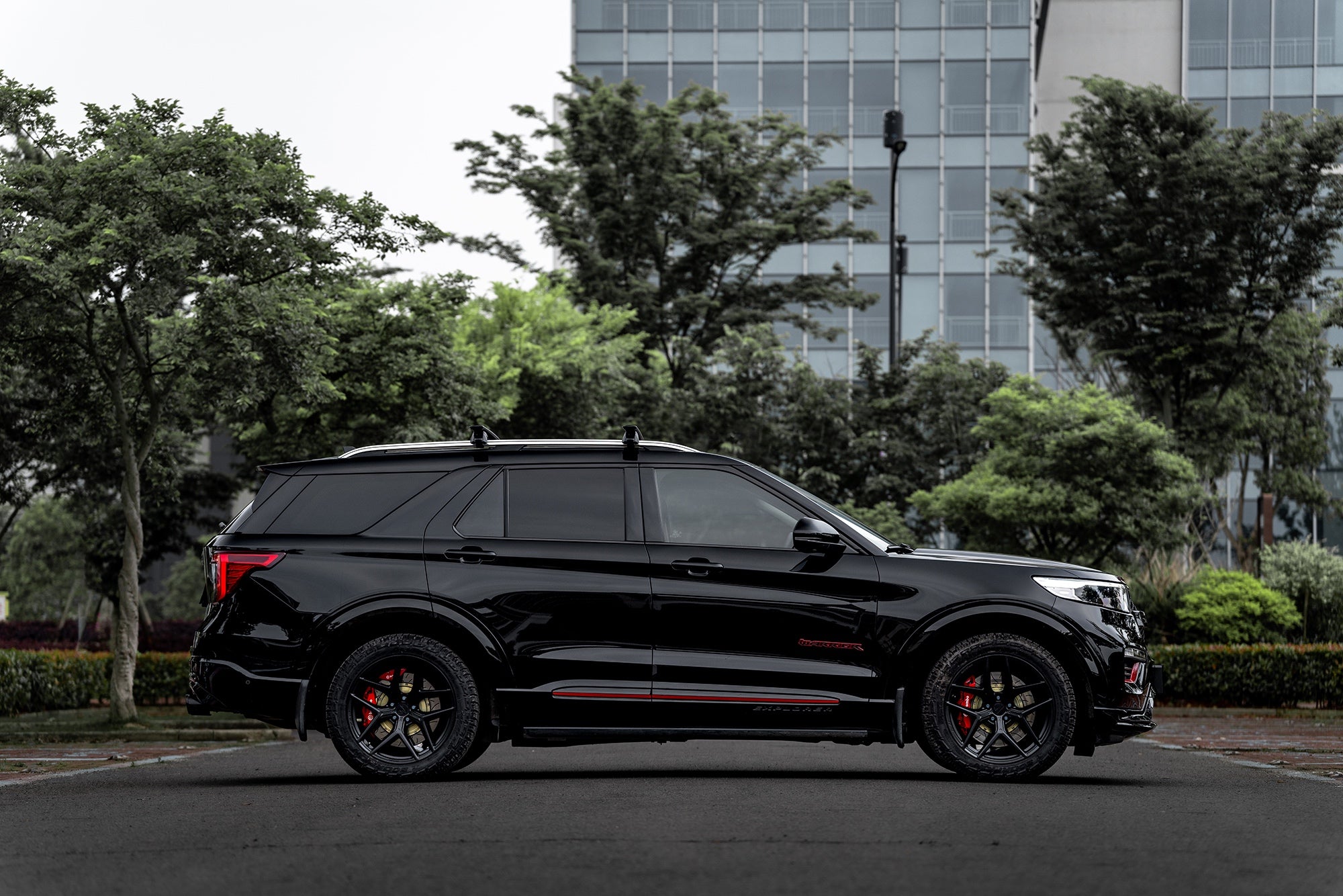 FORD EXPLORER-001-FG FK07