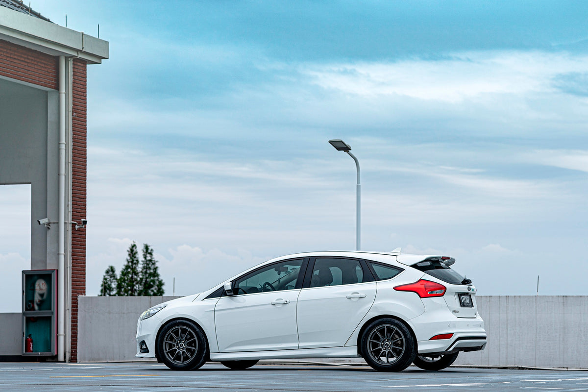FORD FOCUS-002-FF 004