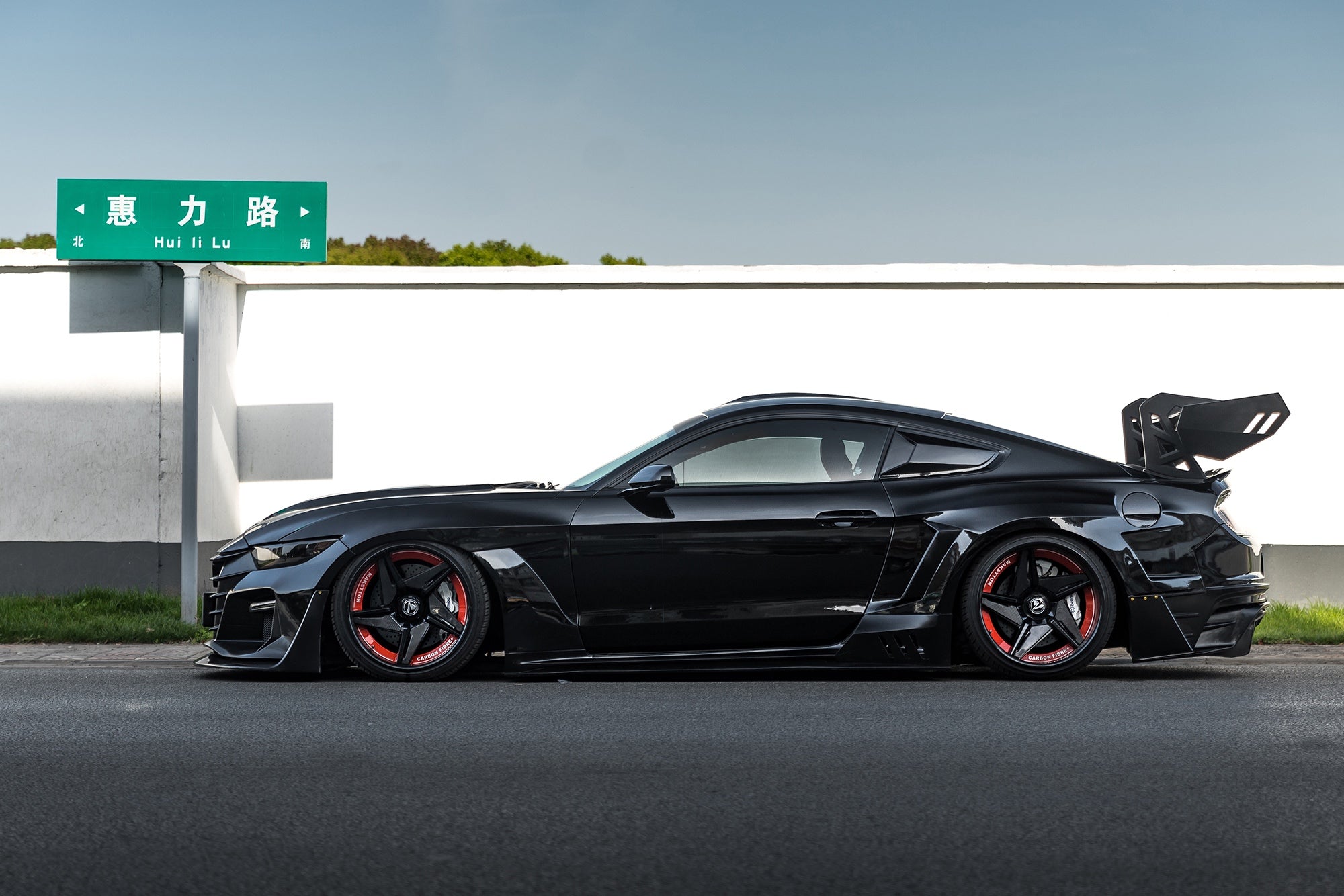 FORD MUSTANG-001-FG2P LURK5