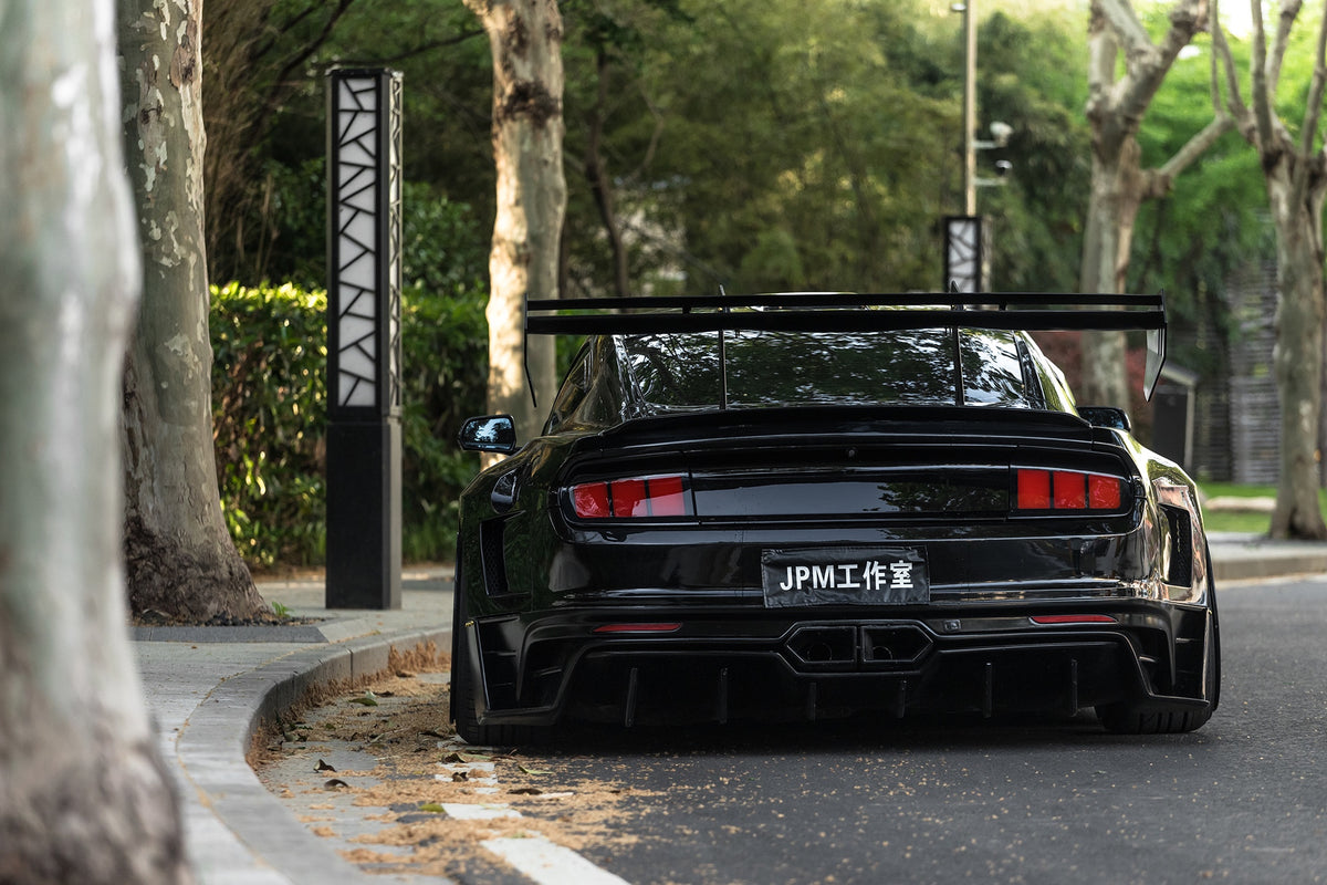 FORD MUSTANG-002-FG2P LURK5