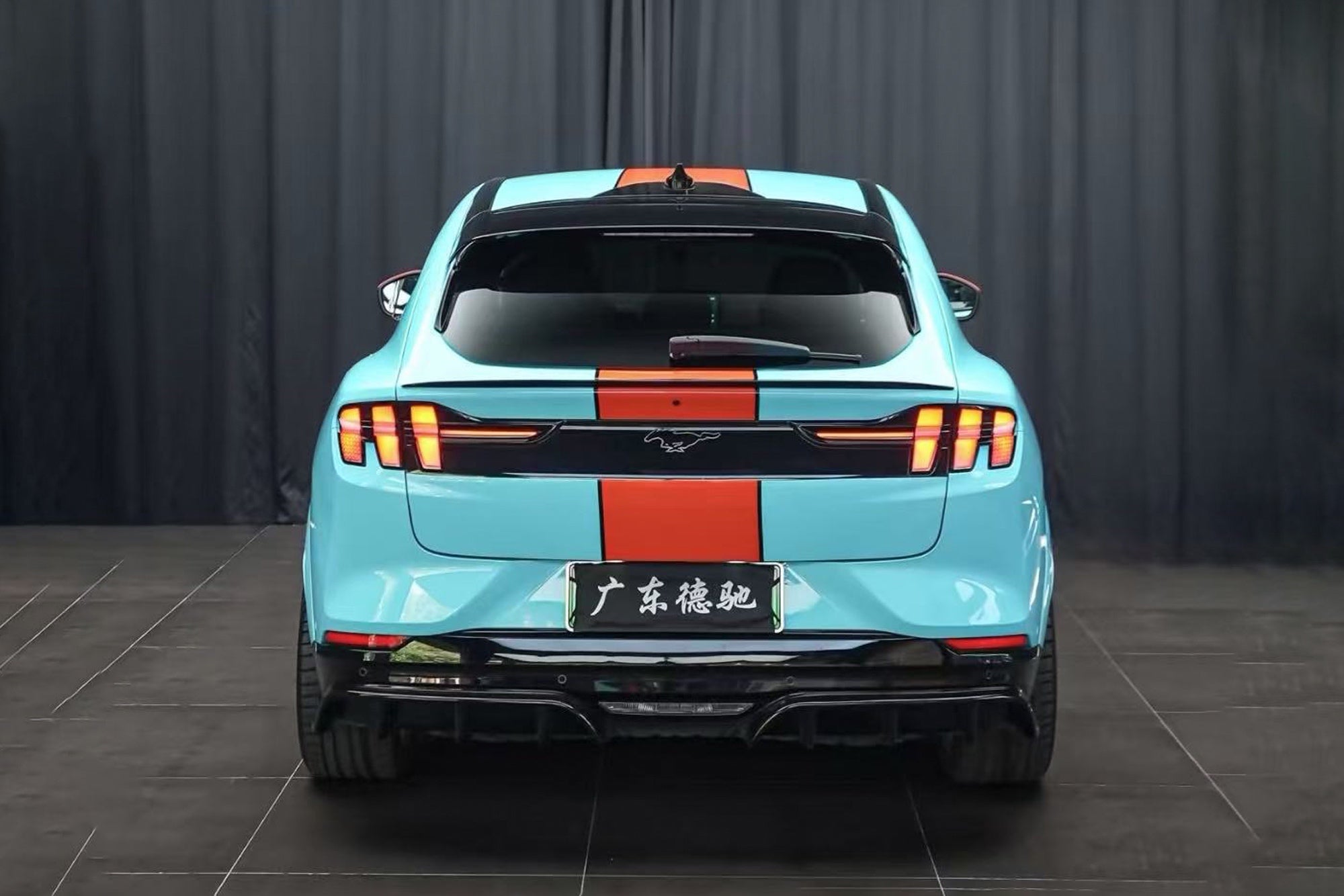 FORD MUSTANG MUCH-E-003-FG MR7