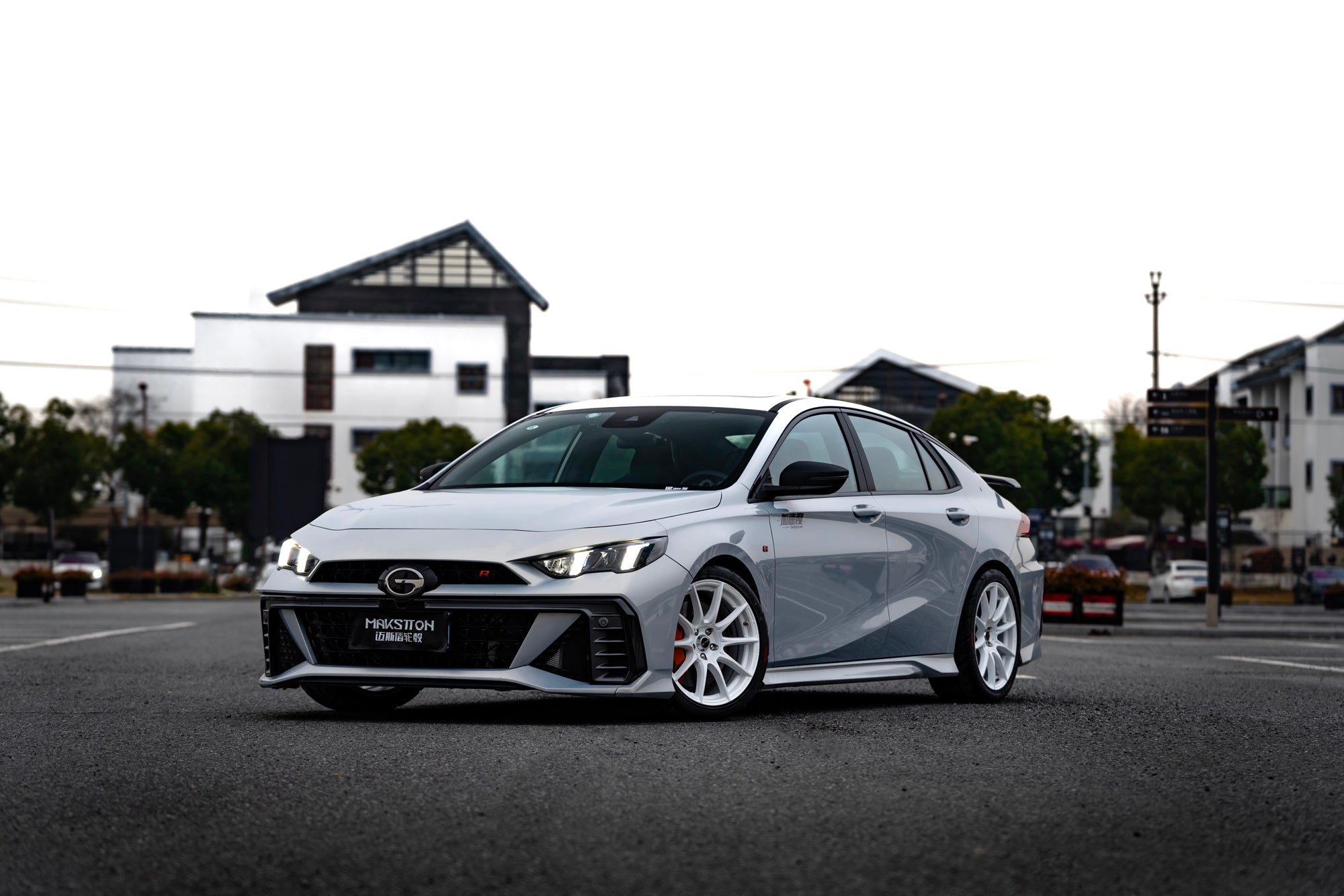 GAC TRUNPCHI EMPOW R-002-FF FK75