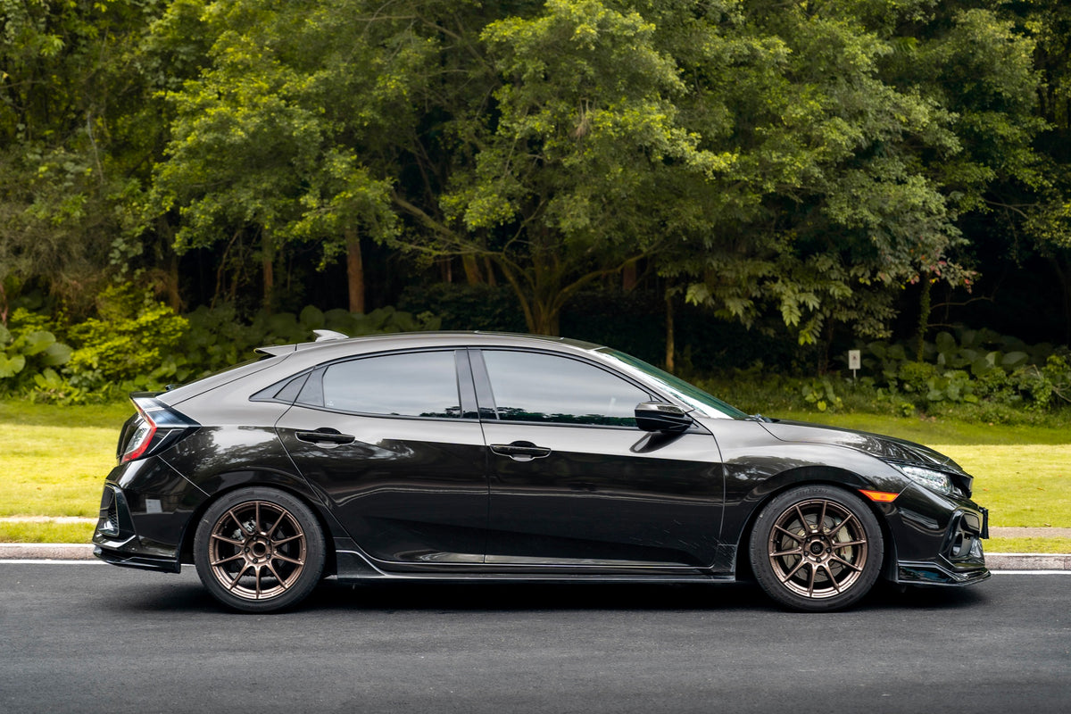HONDA CIVIC 10TH GEN-001-FF FK75